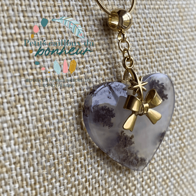 Collier en agate mousse 