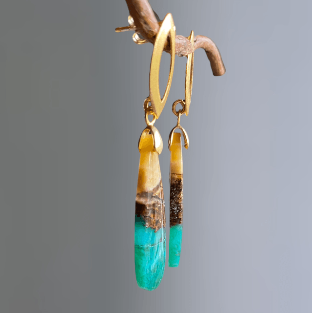 Boucles d’oreilles en bois opalisé 