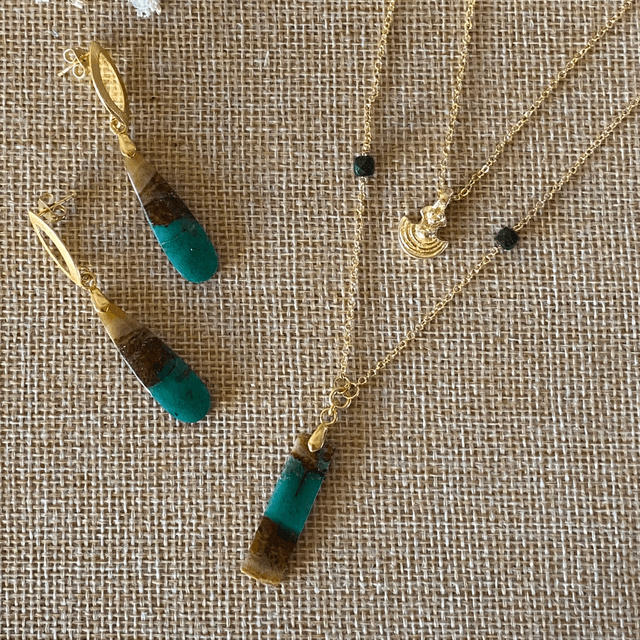 Collier double rang en bois opalisé