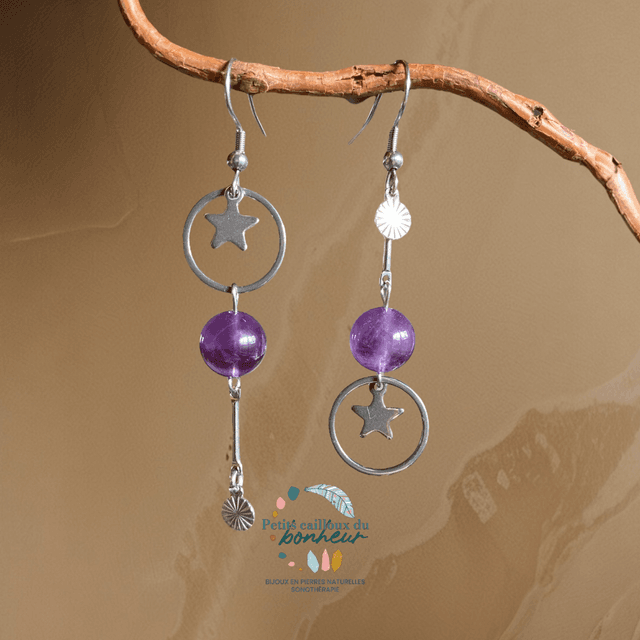Boucles d’oreilles asymétriques en améthyste 