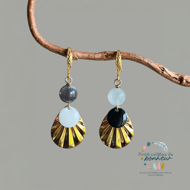 Boucles d’oreilles en pierre de lune noire et blanche 