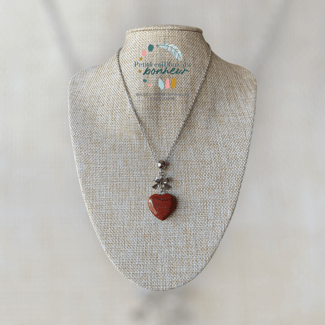 Collier cœur jaspe rouge – Énergie et ancrage